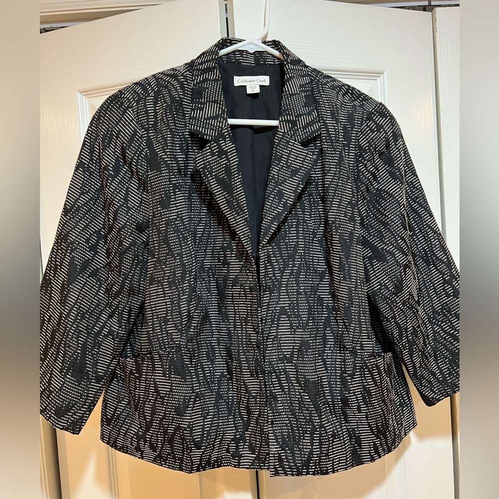 Coldwater Creek black and beige pattern jacket